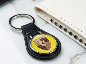 Porsche Schlüsselanhänger Leder Hochwertiges Design Sport Look